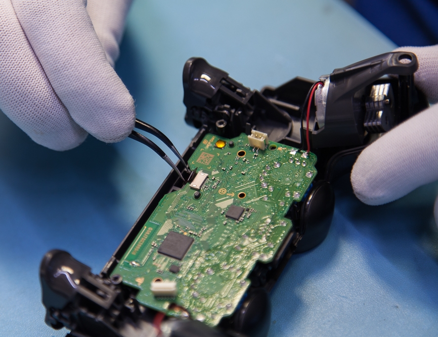 Servis PS4 konzola 3 servis i popravka dualshock 4 dzojstika
